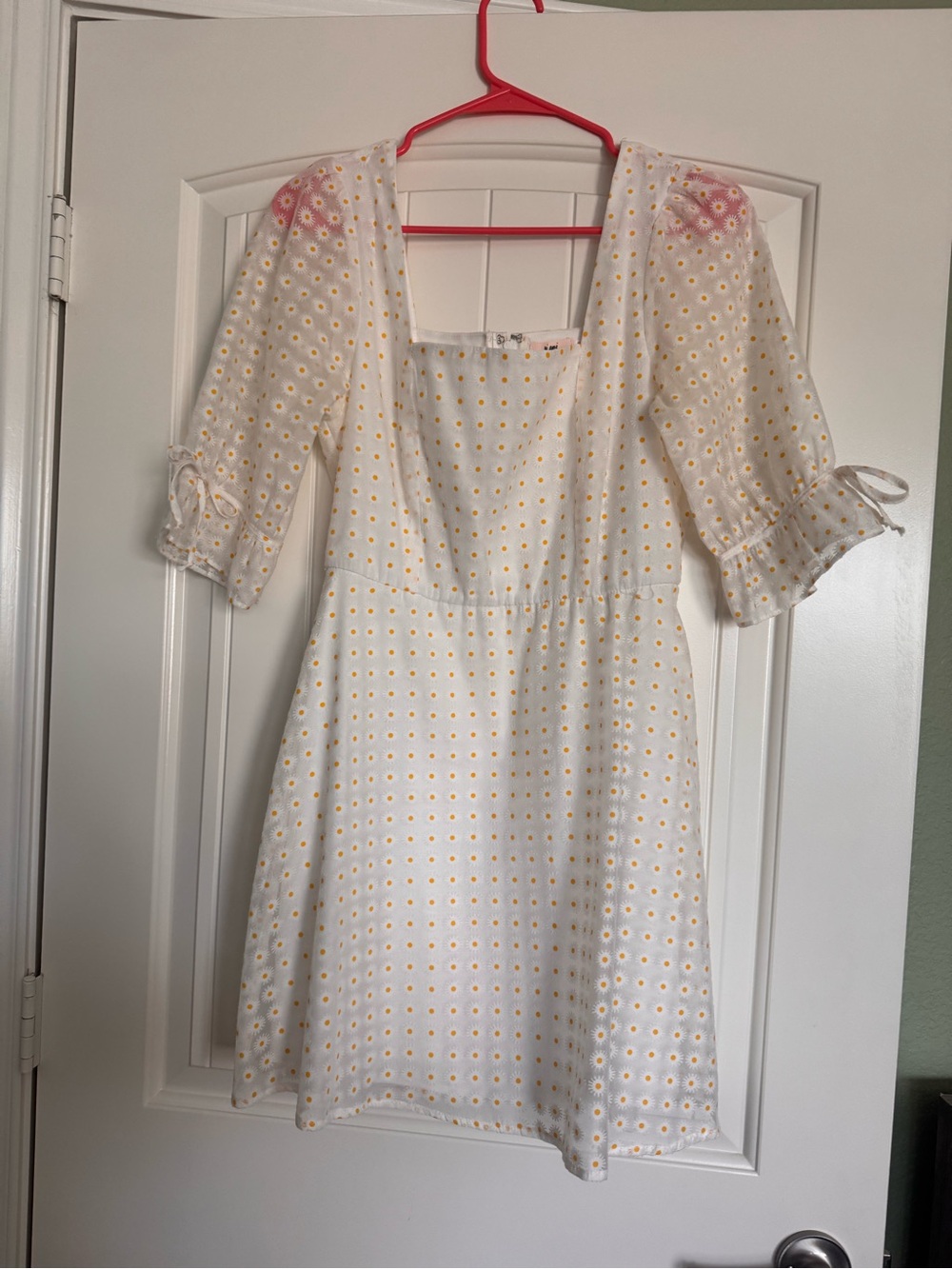 White & Yellow Daisy Print Square-Neck Mini Dress